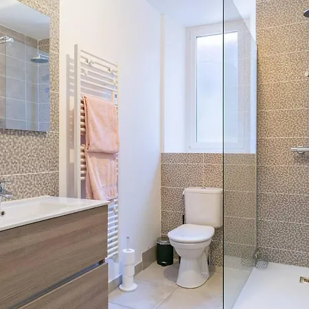 Apartment Face Aux Thermes De Wifi-parking Gratuit