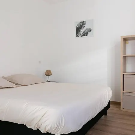 Apartment Face Aux Thermes De Wifi-parking Gratuit *
